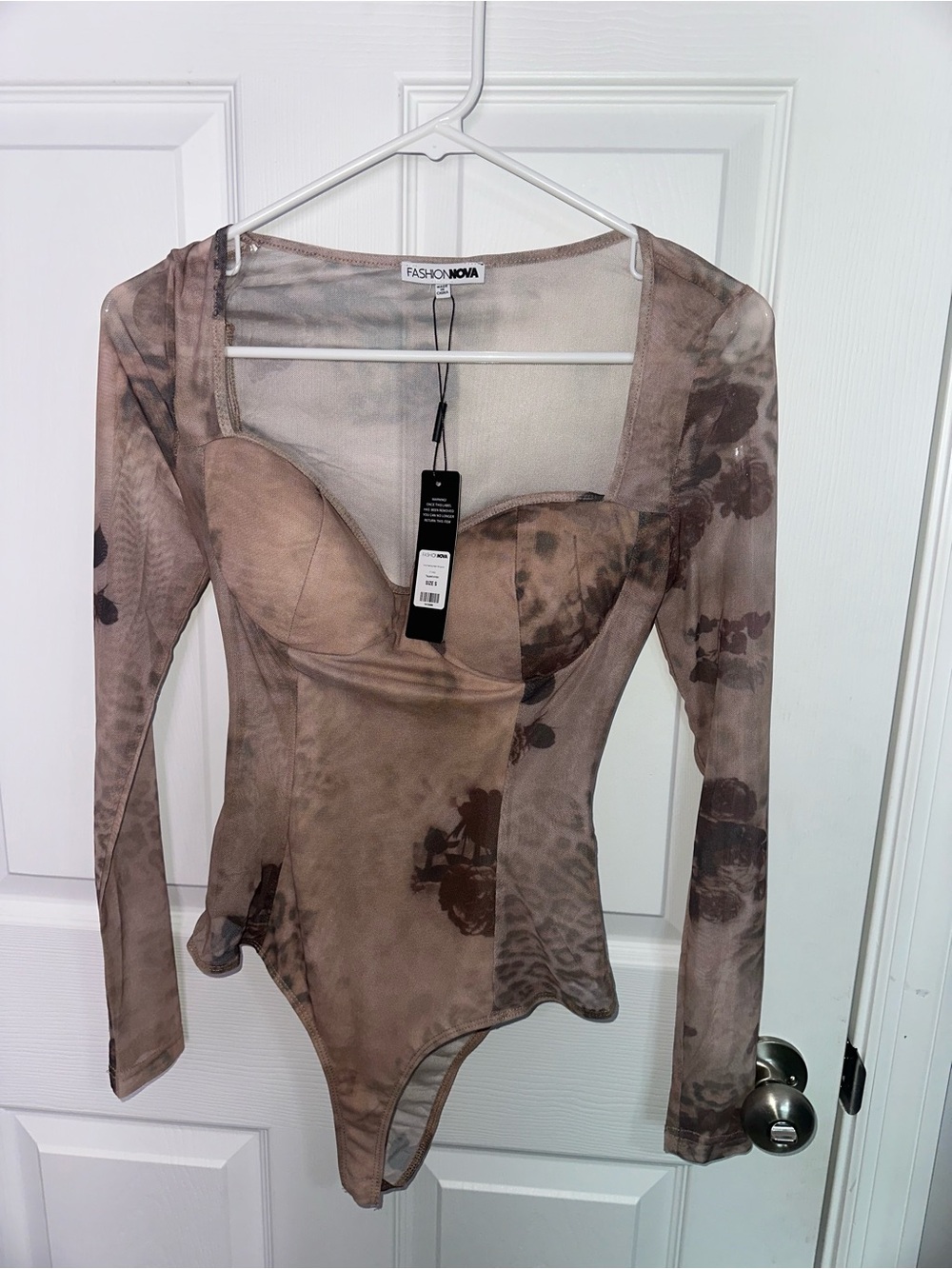 Fashion Nova Taupe Floral-Print Long Sleeve Bustier Bodysuit